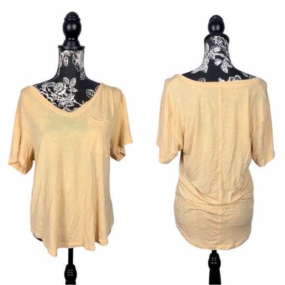 American Eagle Outfitters Tops - American Eagle orange sherbet loose fit v neck soft & sexy top size medium